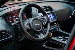 جاگوار F-Pace